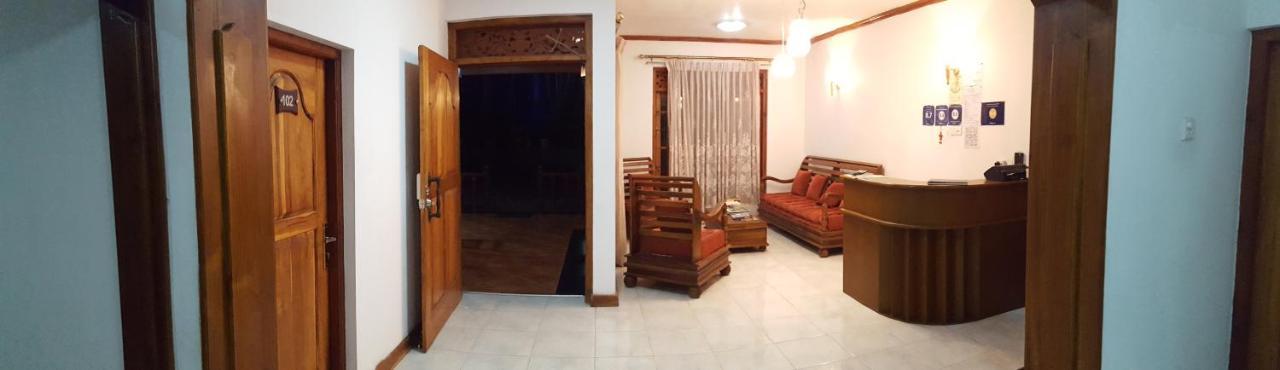Green View Holiday Resort Канді Екстер'єр фото
